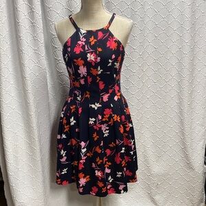 Vince Camuto size 6 black pink‎ coral white Floral stretch dressy casual comfy